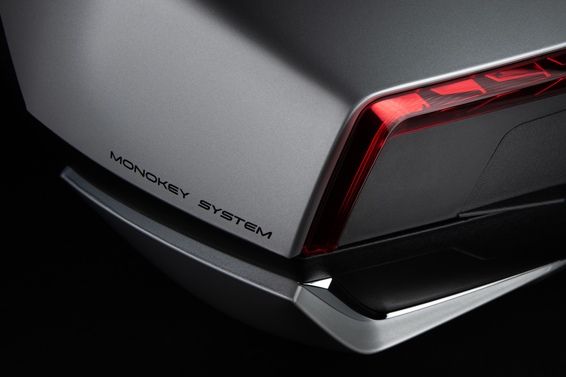 Givi Monokey® Topcase Maxia 5 V58 - Die fünfte Generation des besten Topcase von Givi.